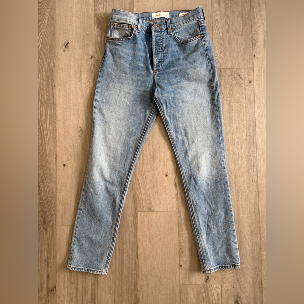 Aritzia Denim Forum Yoko High Rise Slim size 28 - 28L
